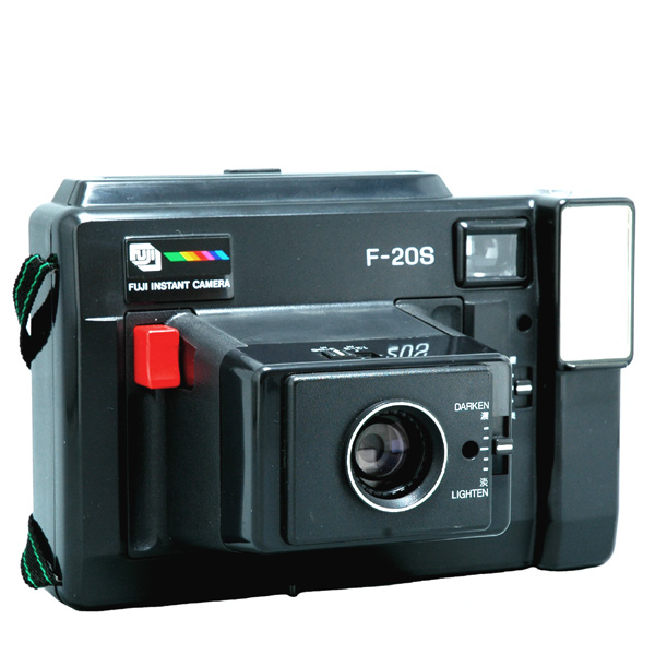 ６４］ FUJI INSTANT CAMERA FOTORAMA F シリーズ | 子安栄信のカメラ箱